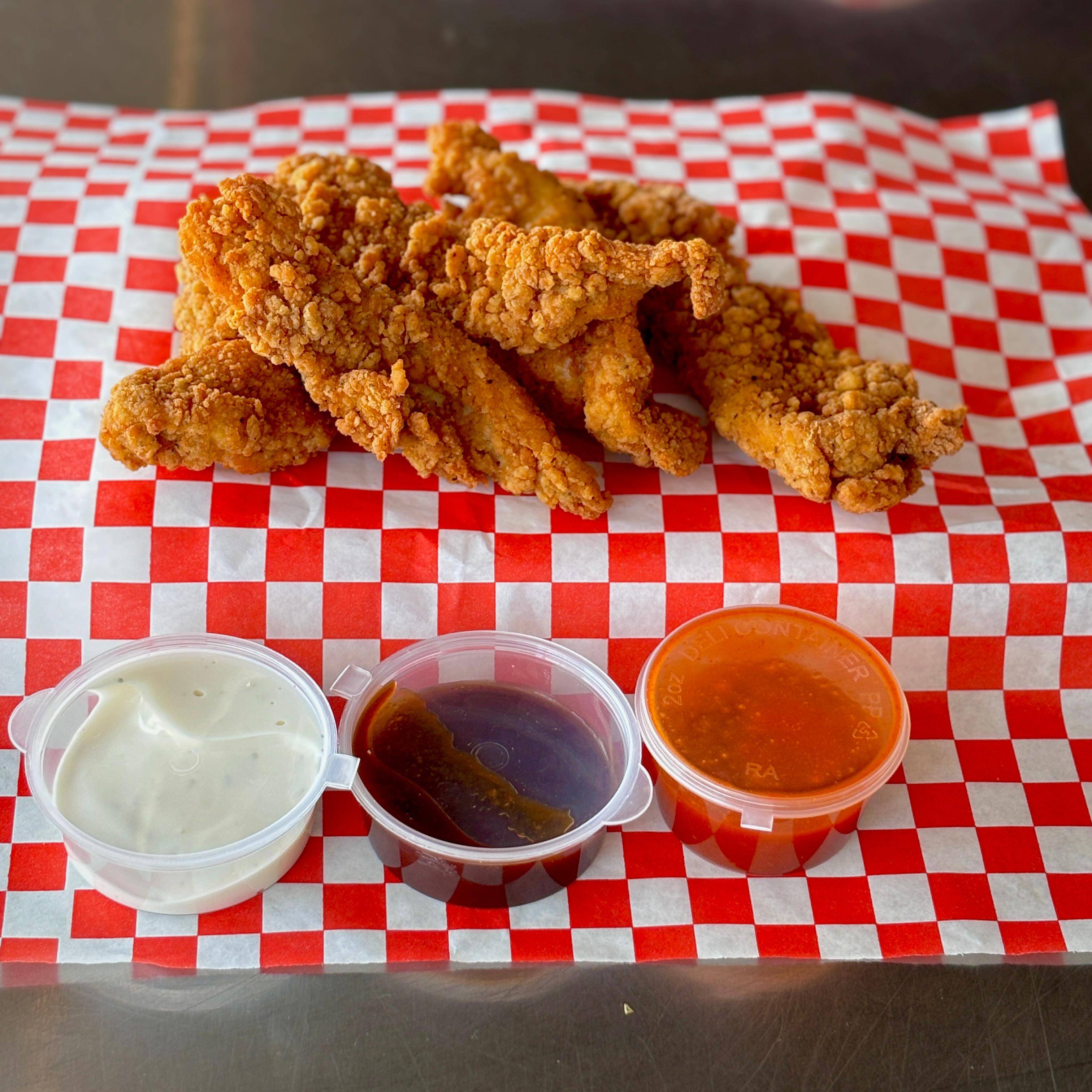 Chicken Tender Con Papas