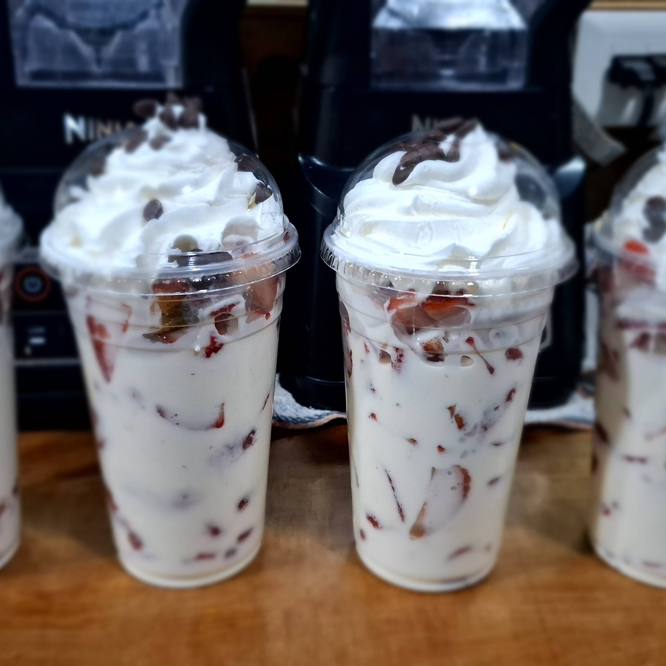 Fresa Con Crema Vaso 16oz.