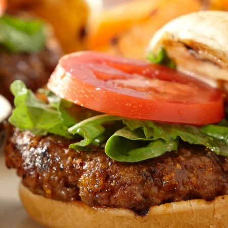 Hamburguesa de Res con Papas