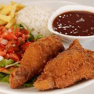 CASADO CON POLLO FRITO + REFRESCO NATURAL