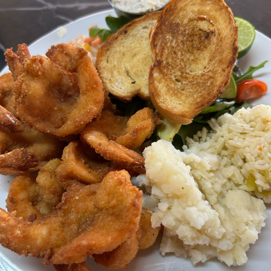 CAMARONES EMPANIZADOS