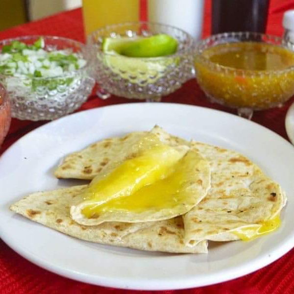 Quesadilla con Queso Manchego