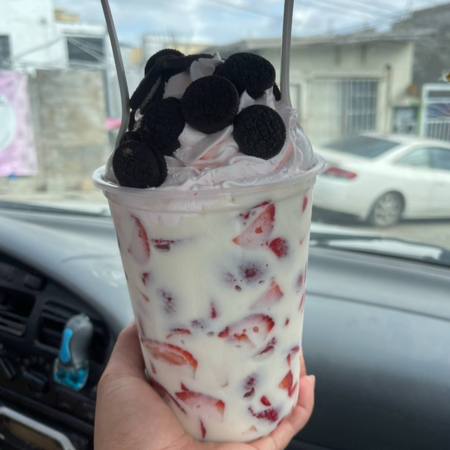Fresas con Crema Grandes con OREO