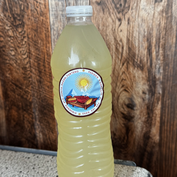 AGUA DE LIMON