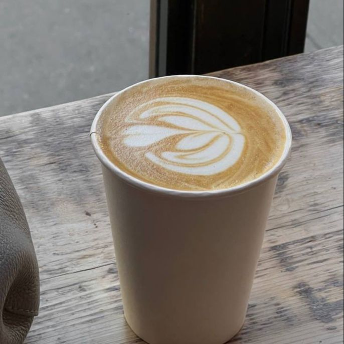 Latte Caliente Avellana