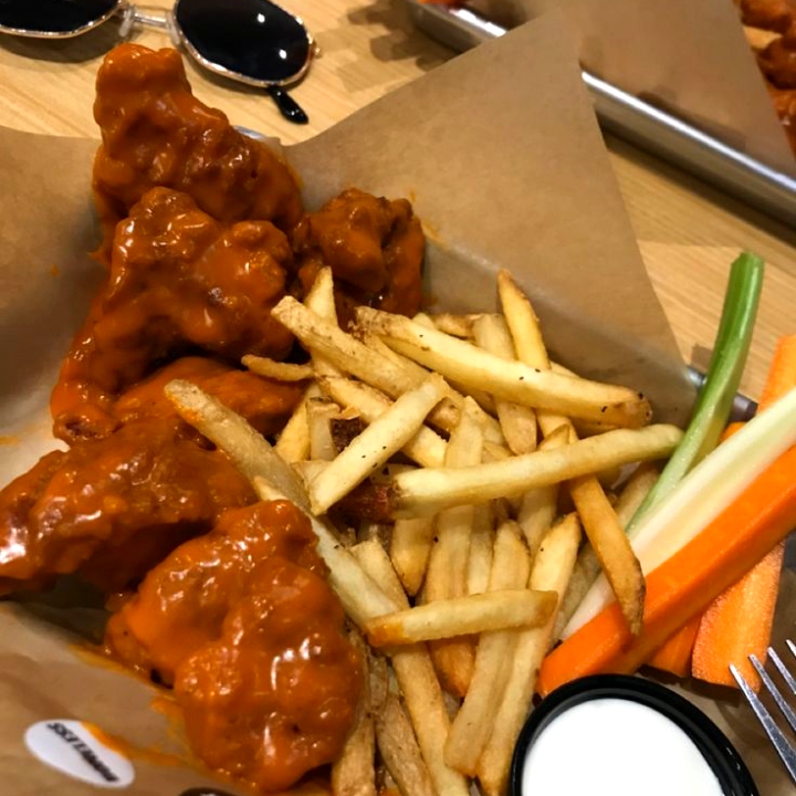 Boneless Monchosos!