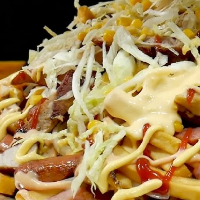 Salchipapa de Carne + Gaseosa250ml.