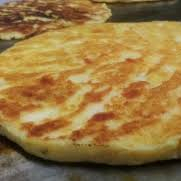 Tortilla con Queso Mediano