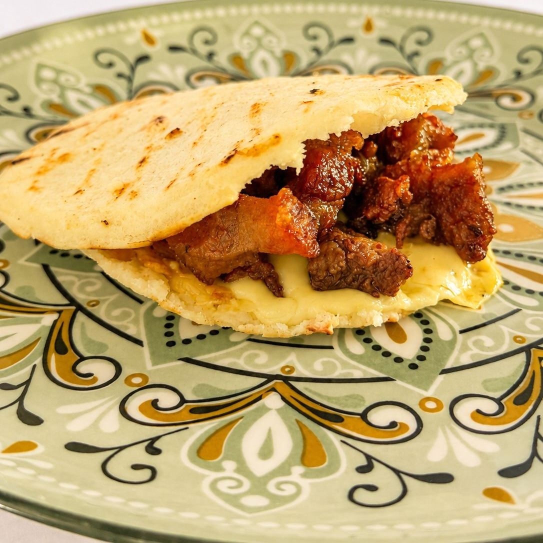 Arepa de Chicharrón