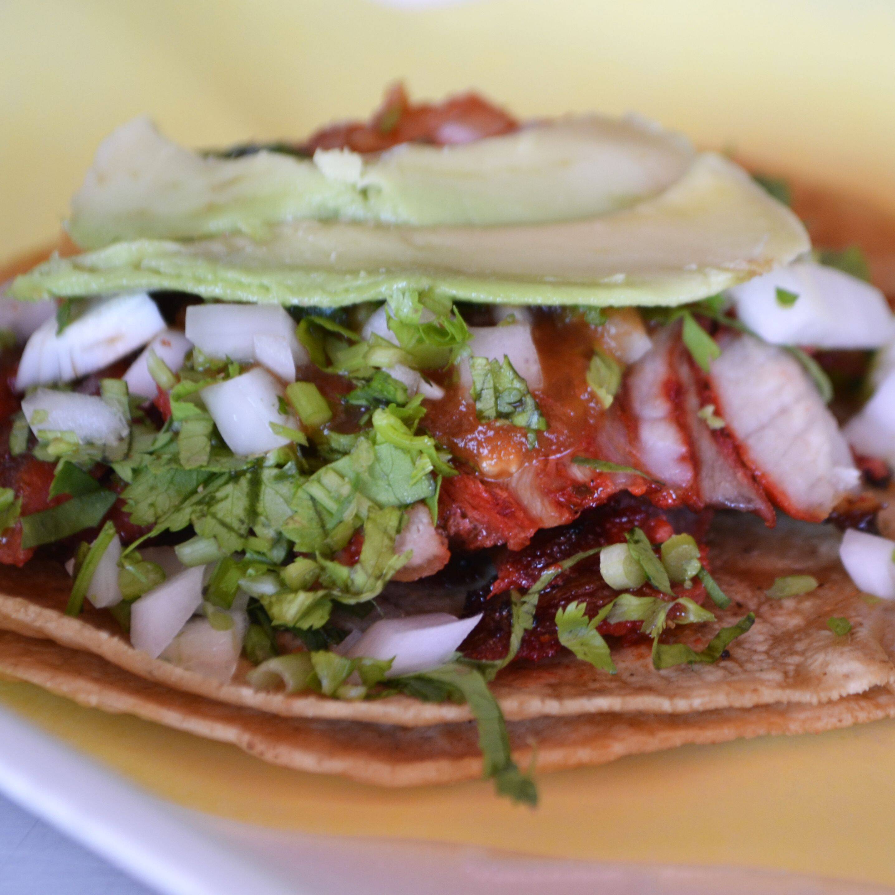 Taco de Adobada