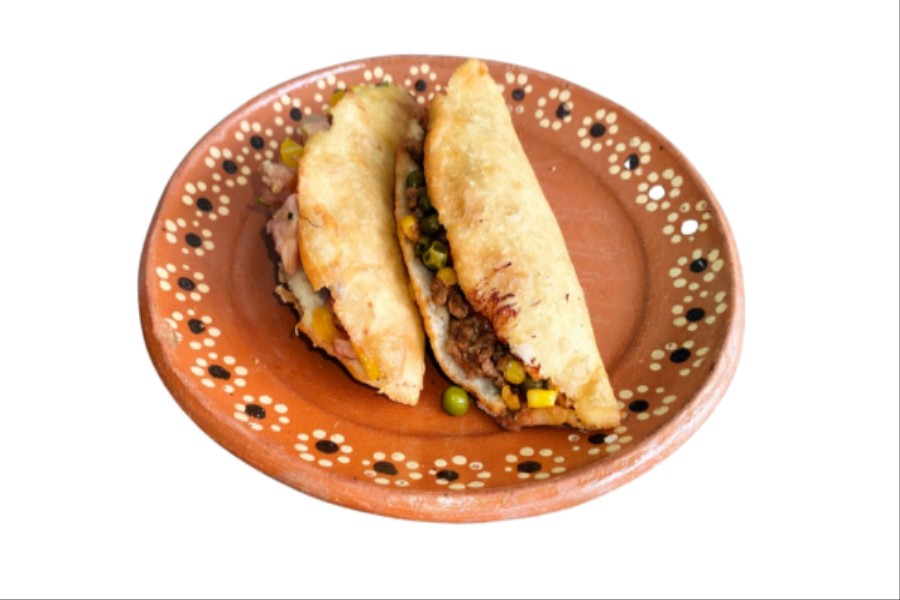DOS QUESADILLAS DE GUISADO