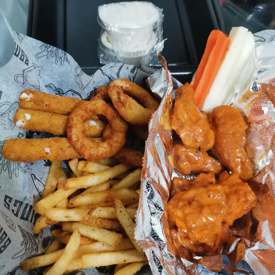 Sampler Boneless