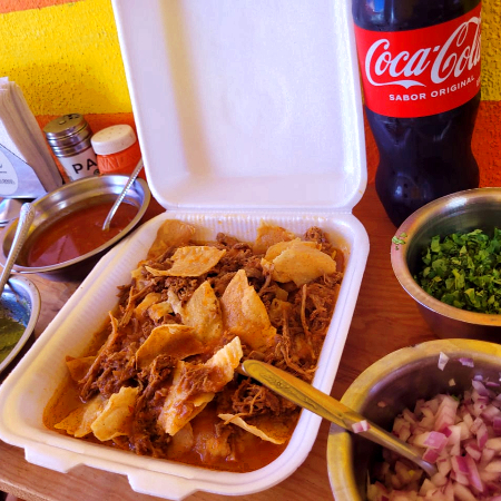 CHILAQUILES DE BARBACOA