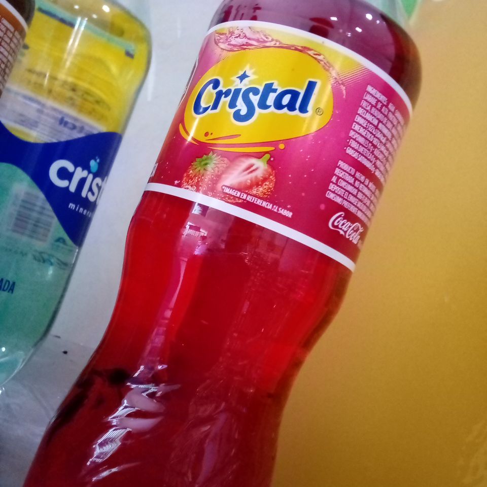 REFRESCO CRISTAL SABOR FRESA 600ML