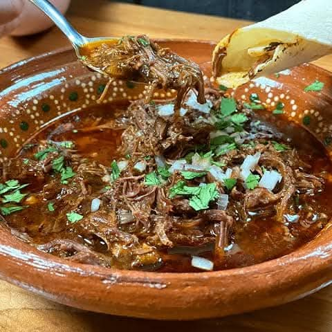 Plato De Birria Grande Maciza