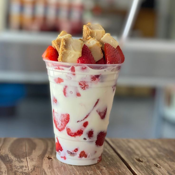 Fresas con Crema y Cheesecake