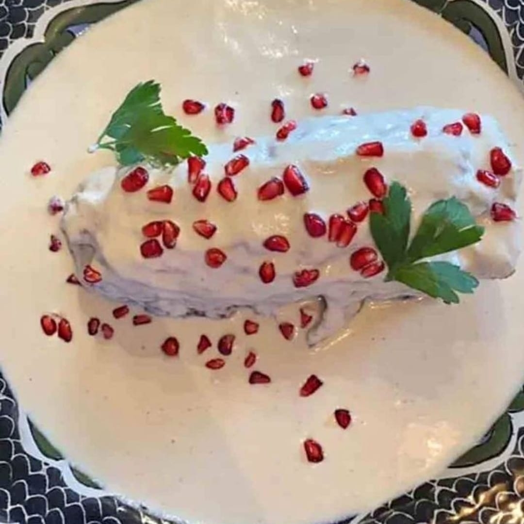 CHILES EN NOGADA Copiar