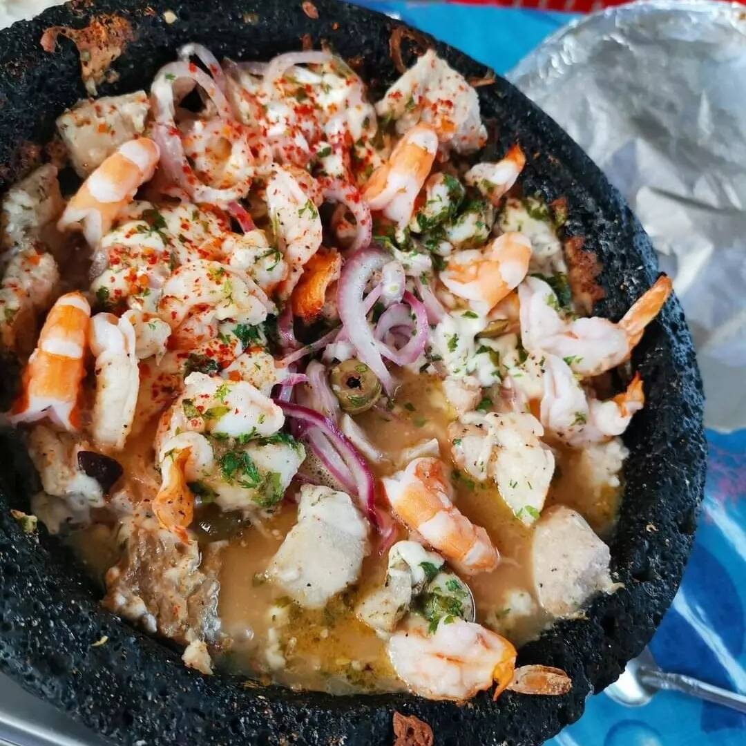 MOLCAJETE CULICHI CALIENTE