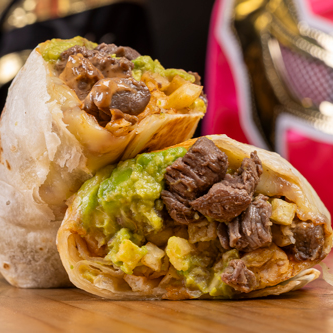 Batata frita, carne asada, camarão (opcional), muçarela (nachoman style), creme de abacate e salsa chipotle **Atenção: Valores diferenciados na casa**