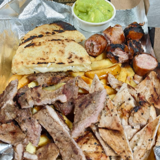 Picada Wings 1/2 Personas🍖♨️🥩