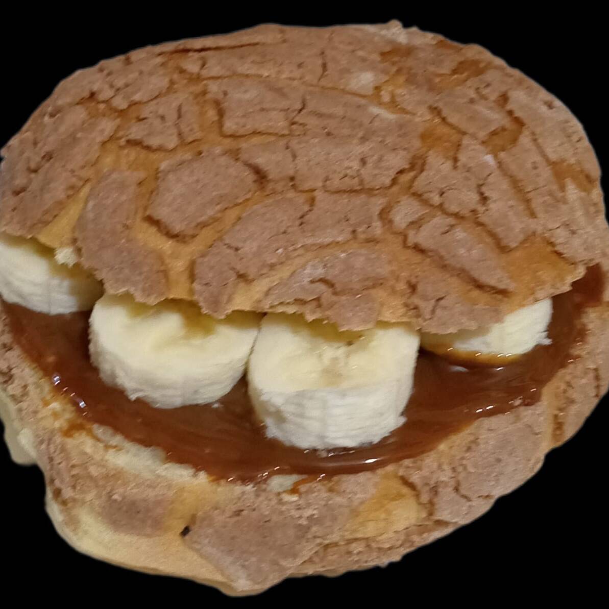 Concha Rellena de Platano con Cajeta