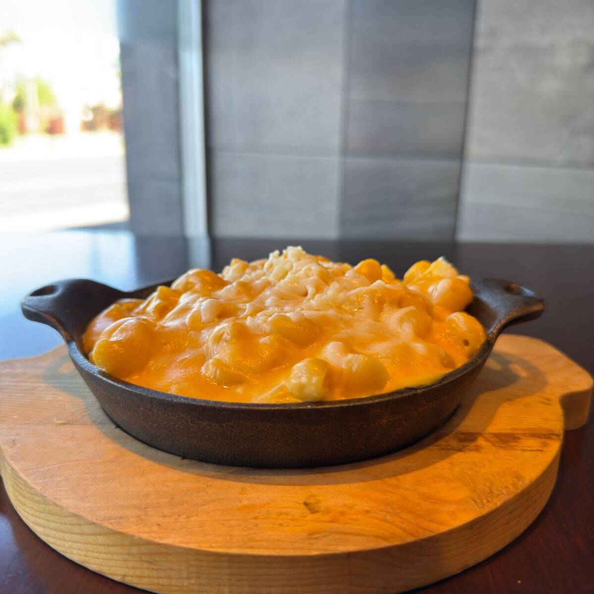 Mac and Cheese Pulled Pork
