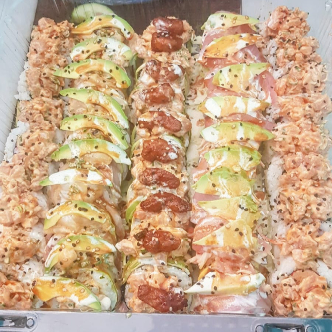 CHAROLA SUSHI