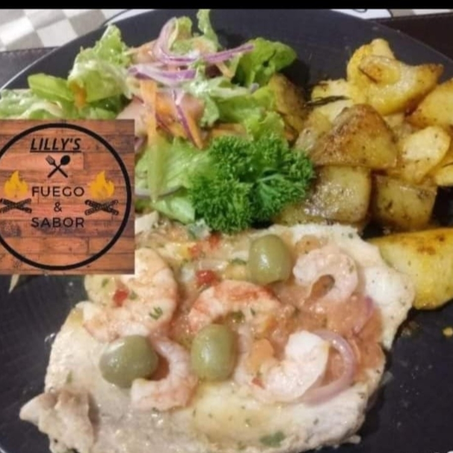 Pescado con Camarones