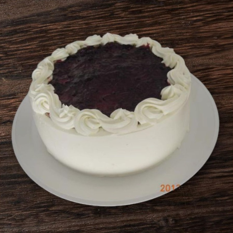 Pastel Queso con Zarzamora Especialidad de la Casa