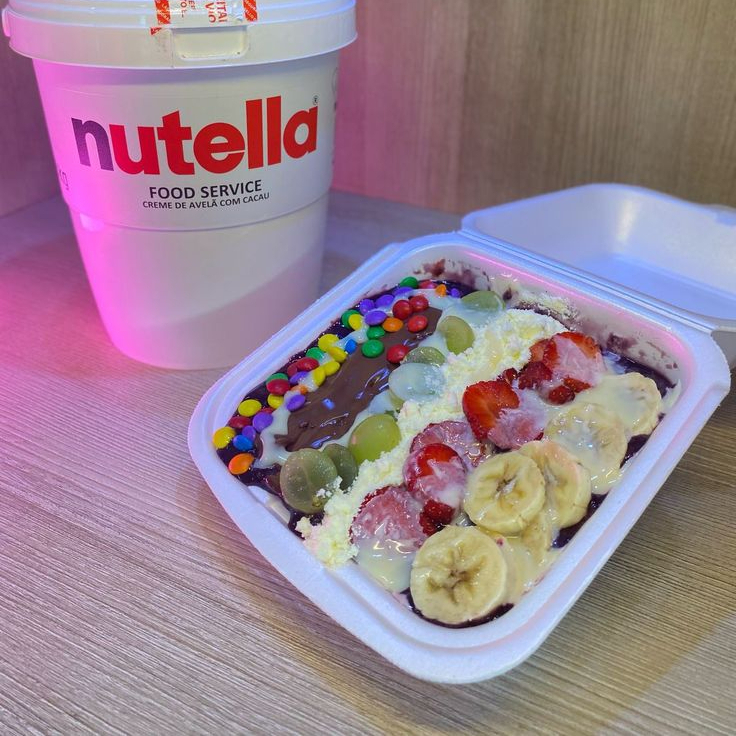 O combo vai com adicional de nutella,