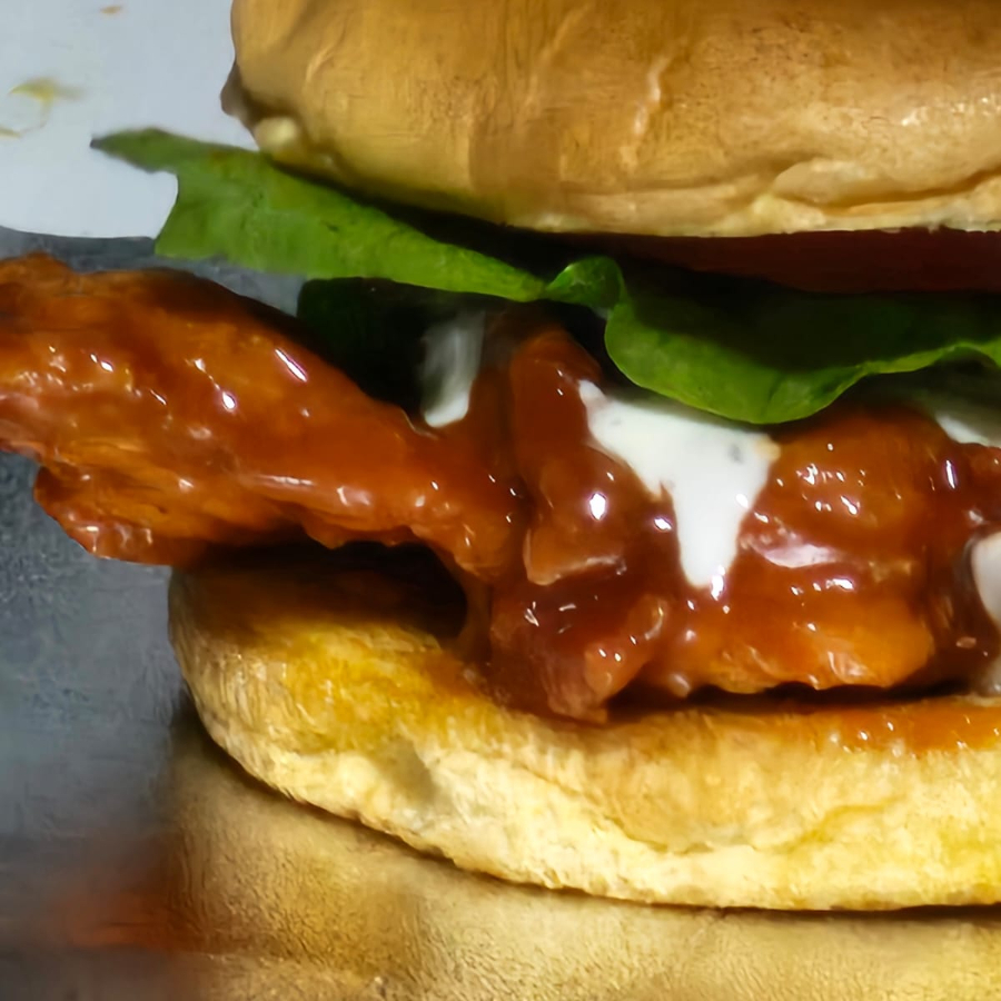 Burger de Pollo más Papas y Refresco