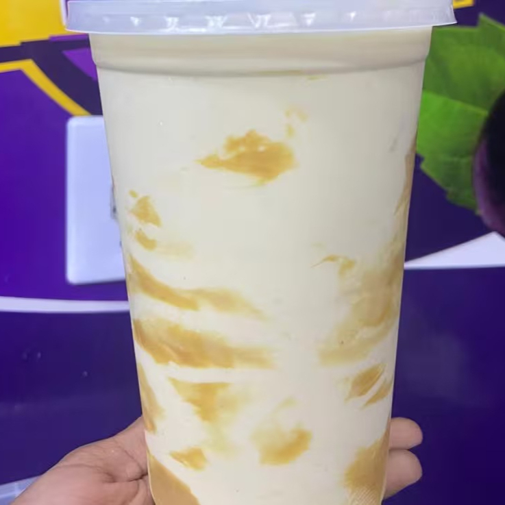 Copo gelado com milk shake cremoso e sabor marcante.500ml