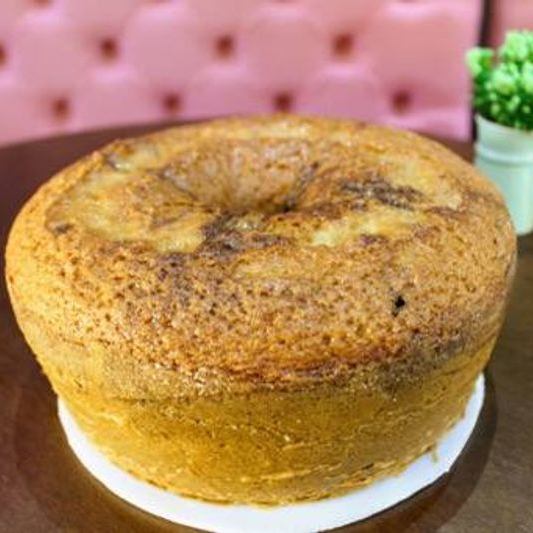 Massa branca com chocolate. Aprox: 1kg.