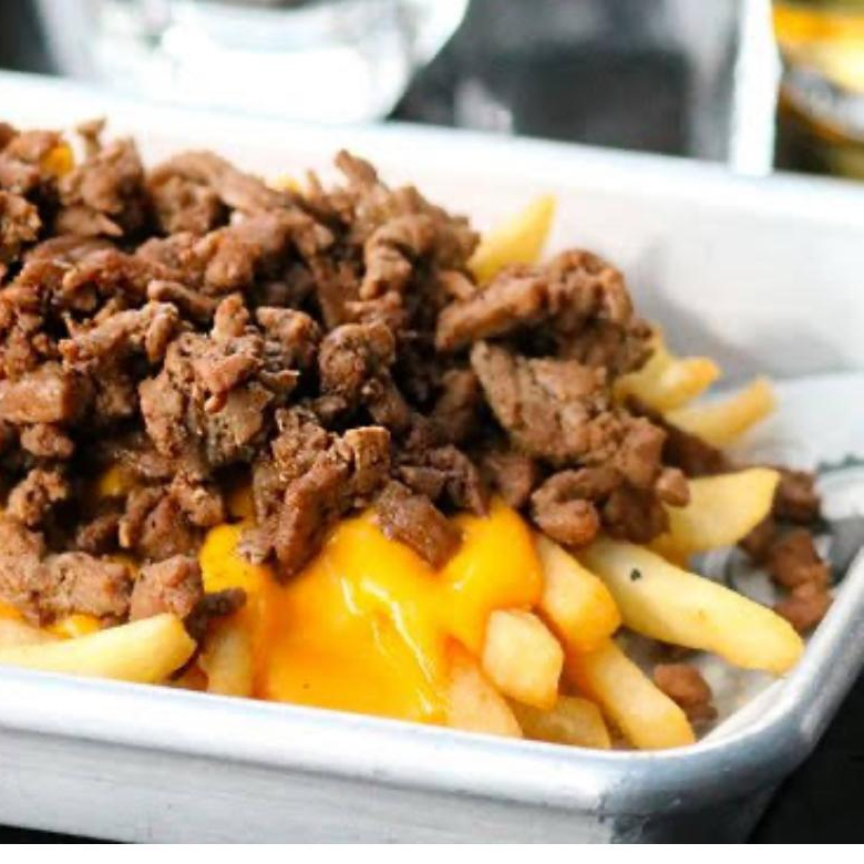 Papas con Carne y Queso