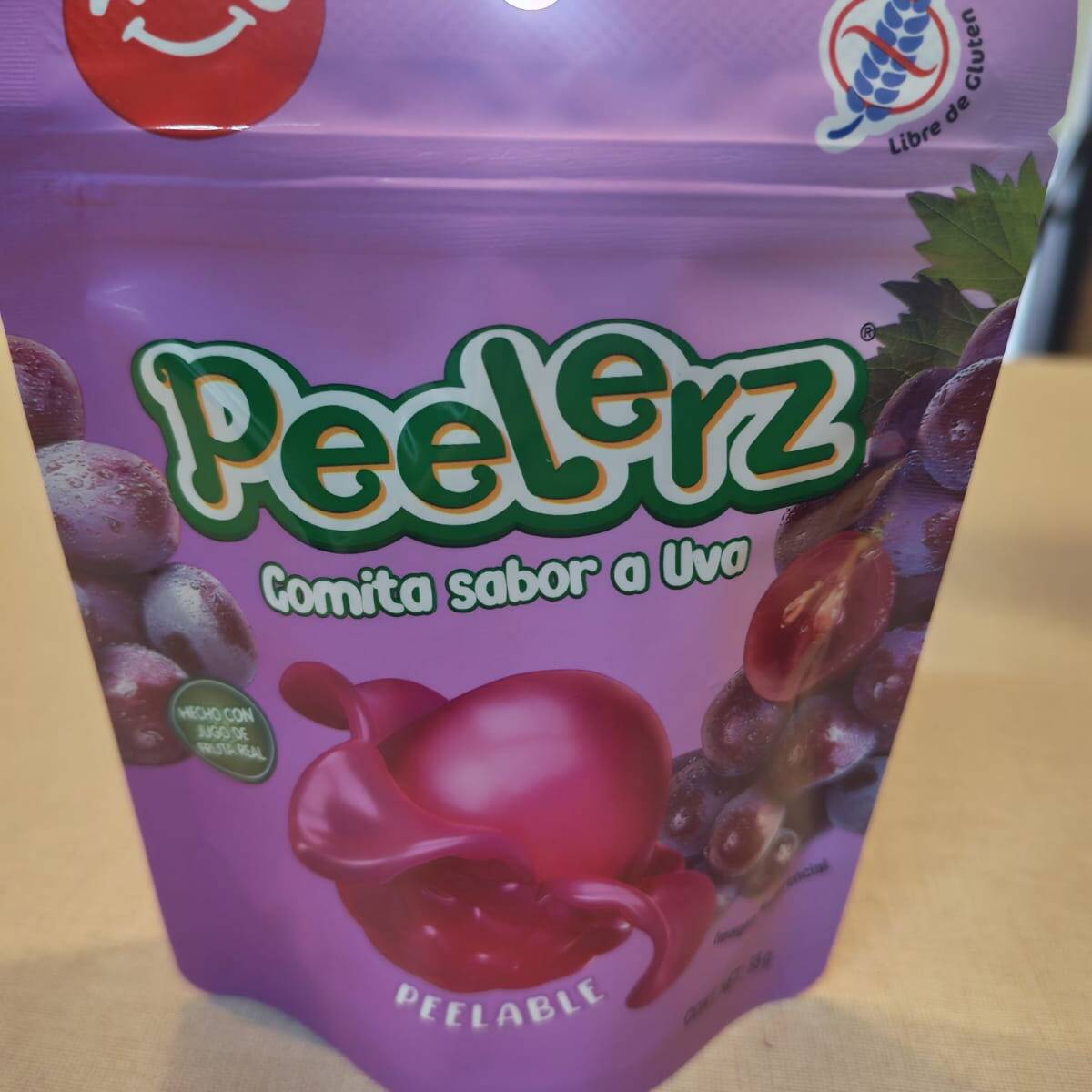 gomitas pelables de uva