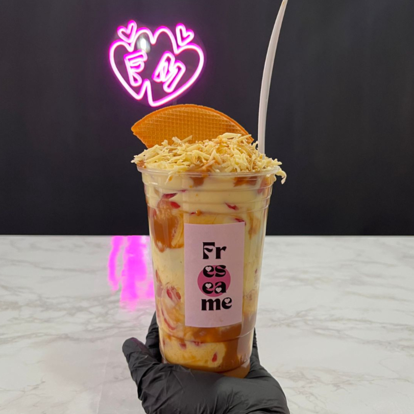 Fresas/Plátano con Crema Marquesitas