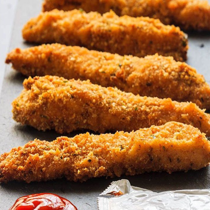 Platillo pollo empanizado