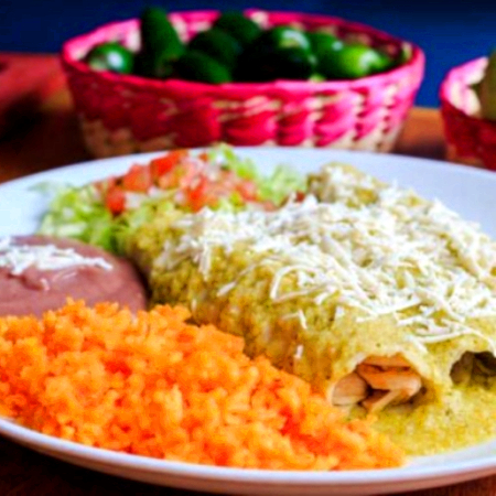 Enchiladas Verdes de Pollo