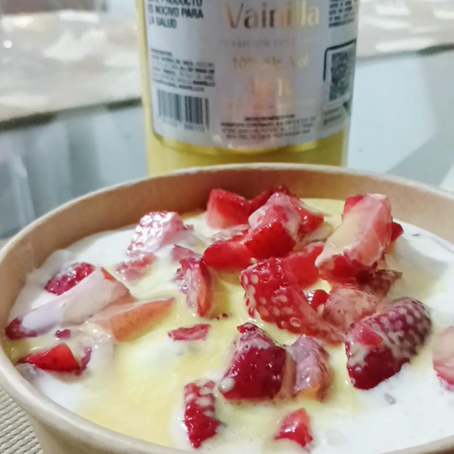 Fresas con Crema y Rompope