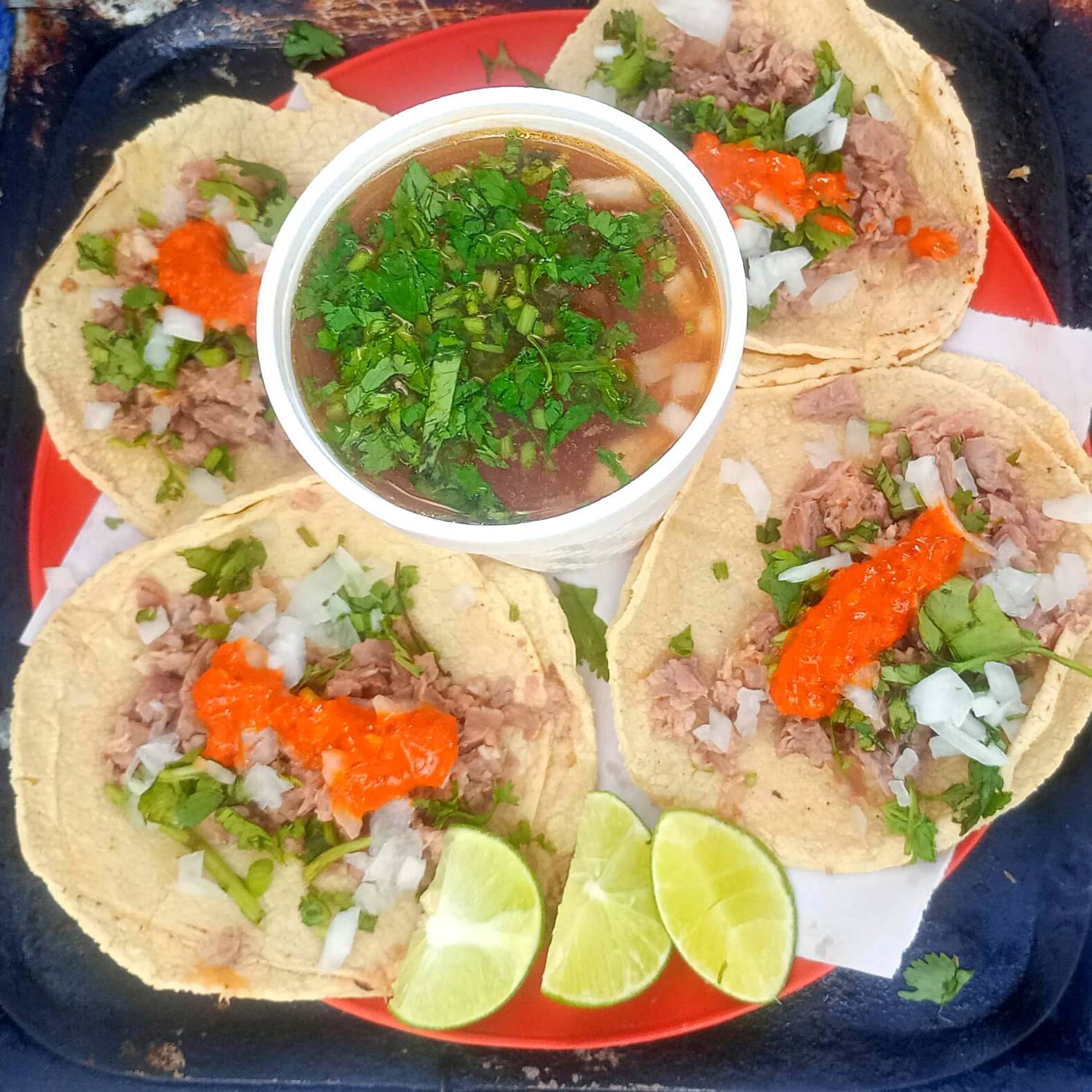3 tacos y un refresco
