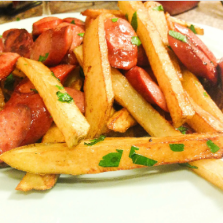 Salchipapas