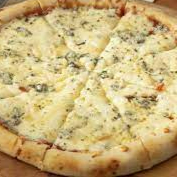 Massa artesanal com nosso molho de tomate caseiro, mussarela, gorgonzola, provolone e parmesão.