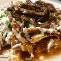 Chilaquiles con Arrachera