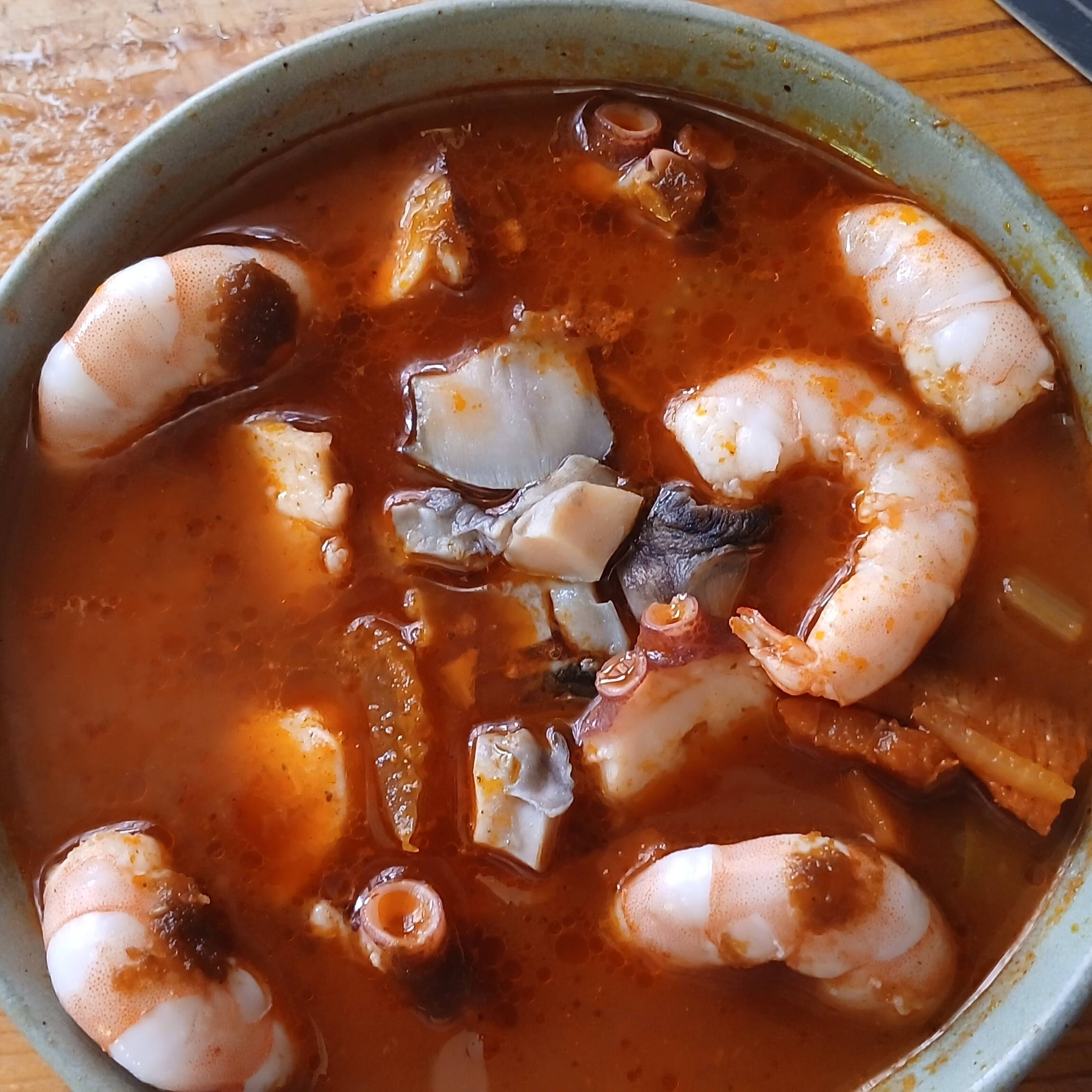 Media Sopa de Mariscos