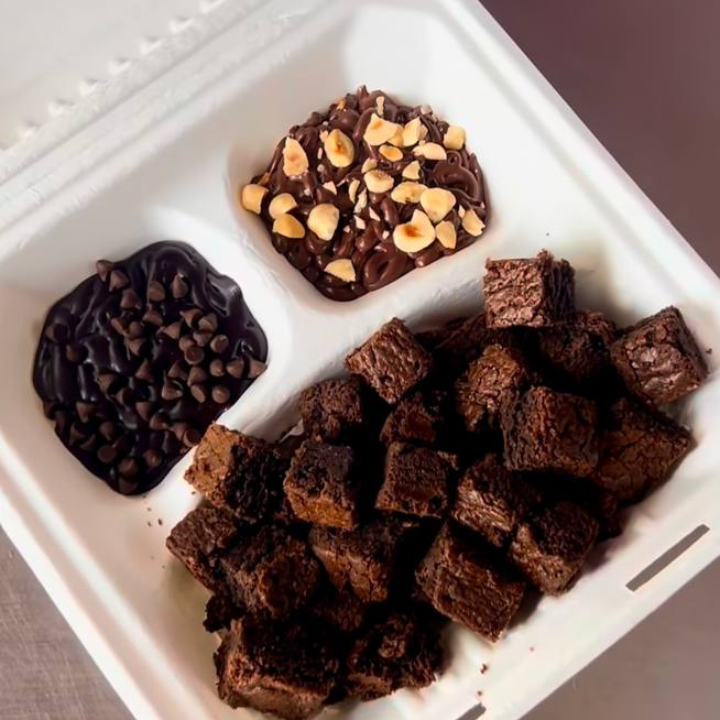 Rebanada de Brownie con nutella