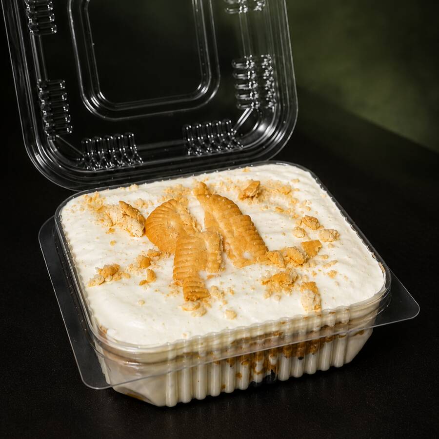 Cremosa, delicada e simplesmente irresistível. 🤍 Nossa Tortinha de Pavê combina camadas suaves e muito sabor em uma sobremesa perfeita para transformar qualquer momento em um pequeno carinho no coração. ✨