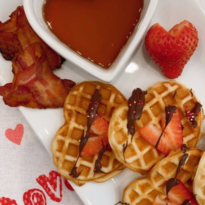3 Waffles Corazon