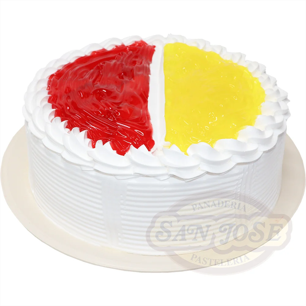Pastel 3 Leches con Fresa y Piña