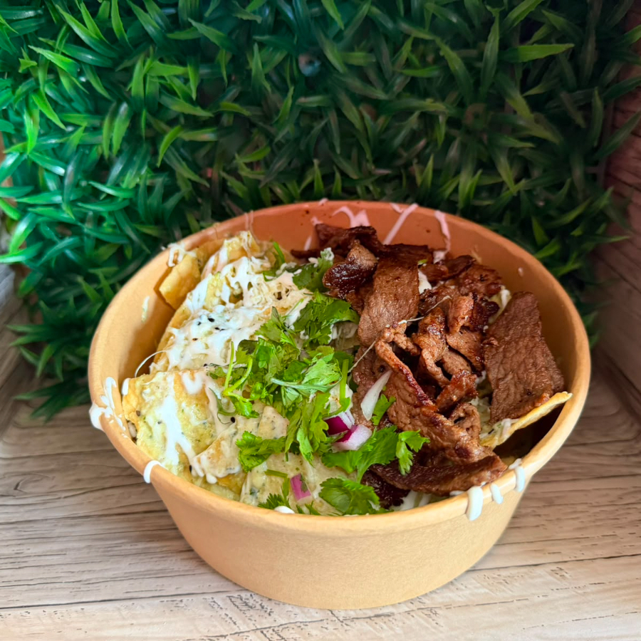 Chilaquiles Suizos y Res