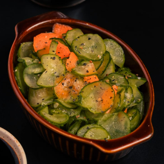 Conserva japonesa de pepino agridoce